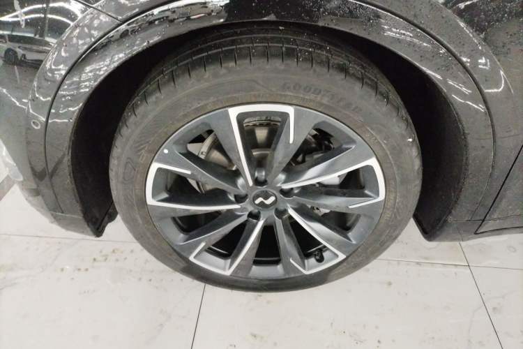 Used ONVO L60 2024 60 kWh Rear-Drive Version
