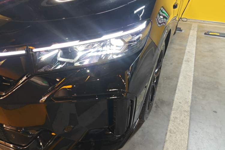 Used VOYAH FREE 2025 318 259 km All-Wheel-Drive Exploration Edition