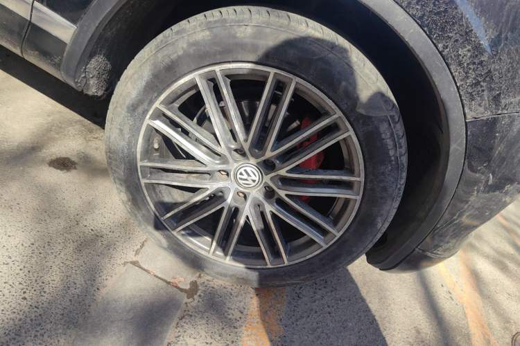 Used Volkswagen Touareg 2011 3.0 TSI Standard Version