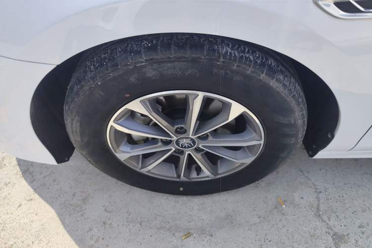 Used BYD Qin PLUS 2024 HONOR Edition DM-i 55KM Leading Model Exterior 4