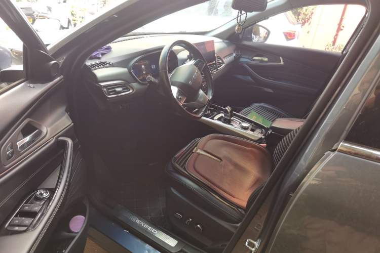 Used EXEED Lingyun 2019 1.6T Two-Wheel Drive Diamond Edition