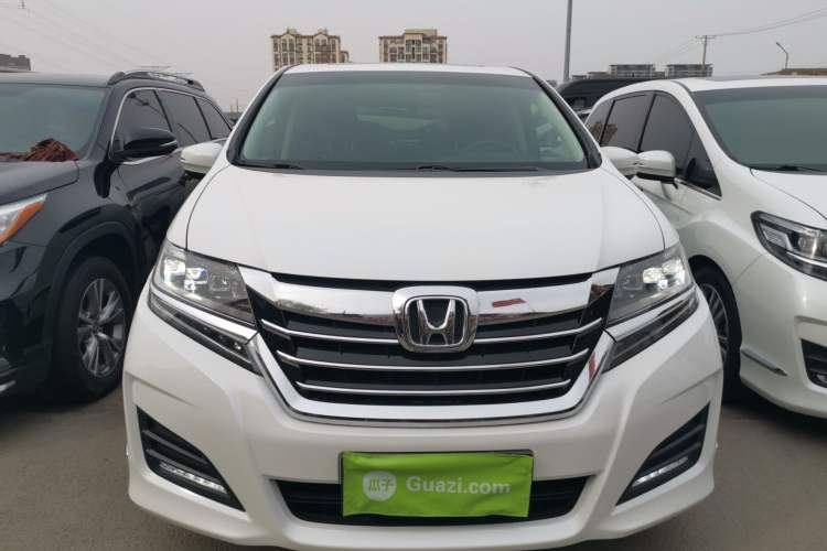 Used Honda Elysion 2016 2.4L Luxury Edition Front