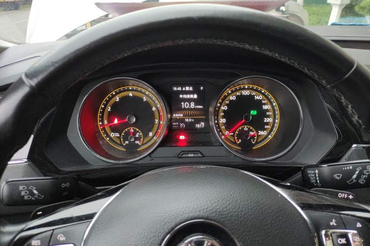 Used Volkswagen Tiguan L 2019 Revised 330TSI Automatic Two-Wheel Drive Smart & Luxury Edition China VI Standard Instrument Cluster