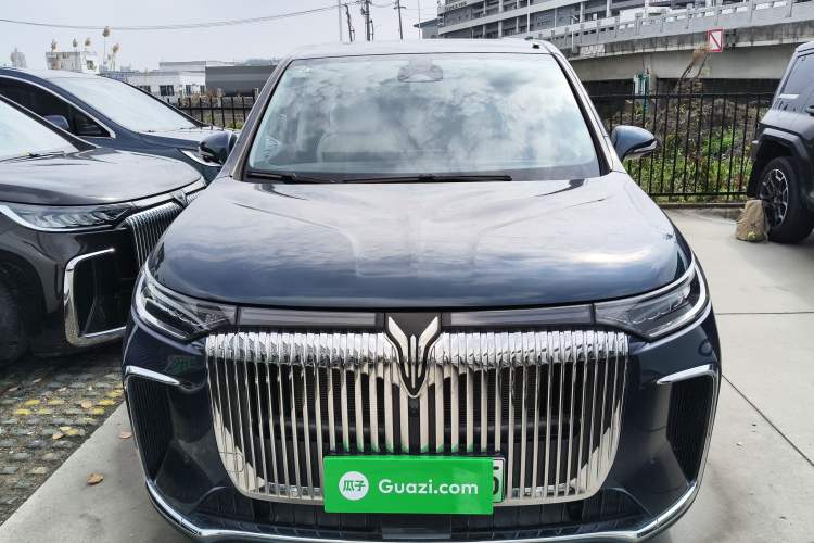 Used VOYAH Dream 2025 PHEV Four-Wheel-Drive Flagship Kunpeng Edition
