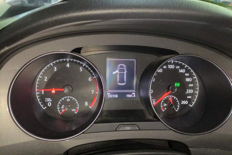 Used Volkswagen Golf Sportsvan 2018 230TSI Automatic Trend Edition
