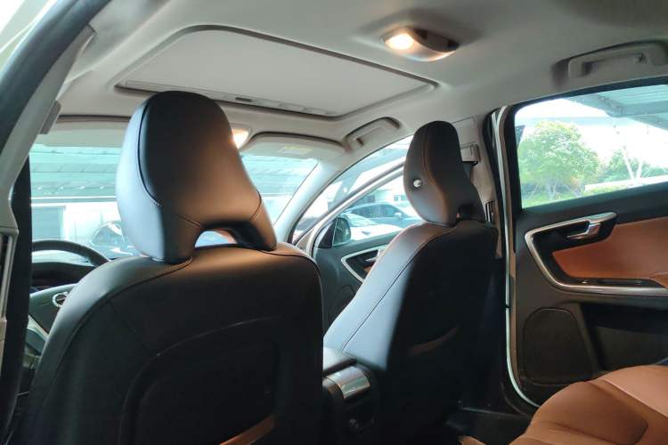 Used Volvo S60 2019 S60L Facelift T5 Intelligent Advanced Edition Headliner