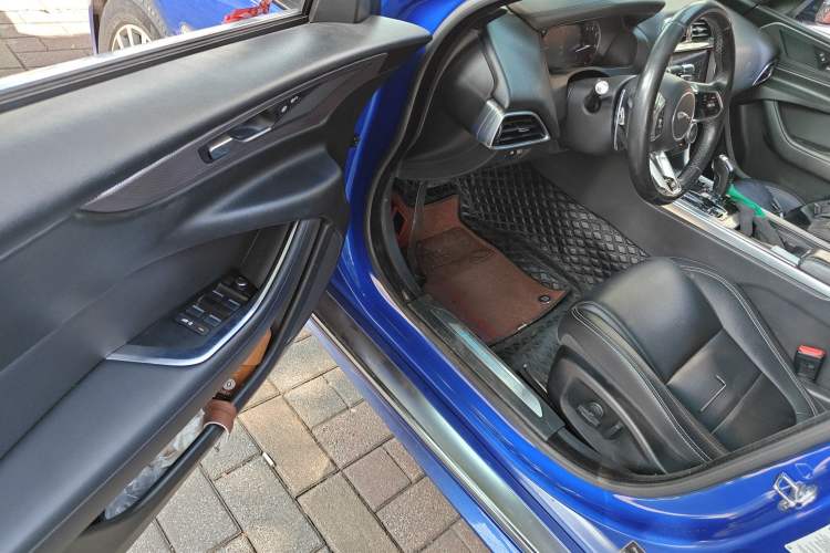 Used Jaguar XEL 2020 2.0T 200PS R-DYNAMIC Youth Sports Edition