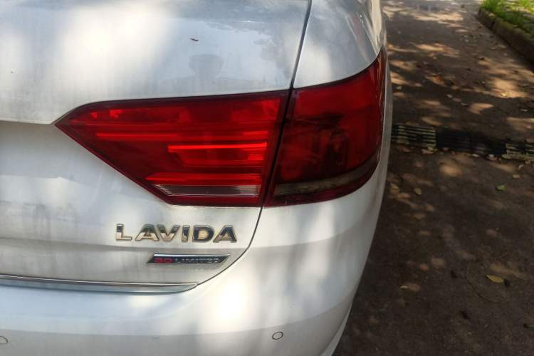 Used Volkswagen Gran Lavida 2014 1.4TSI Automatic 30th Anniversary Edition
