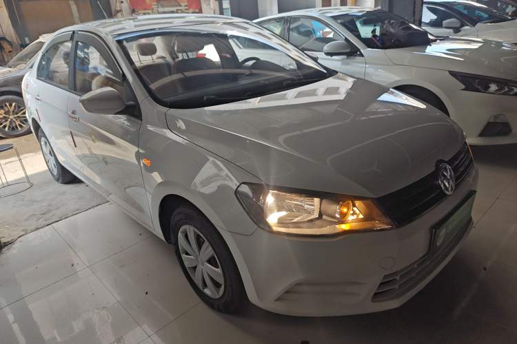 Used Volkswagen Jetta 2015 Value Edition 1.6L Manual Fashionable Style