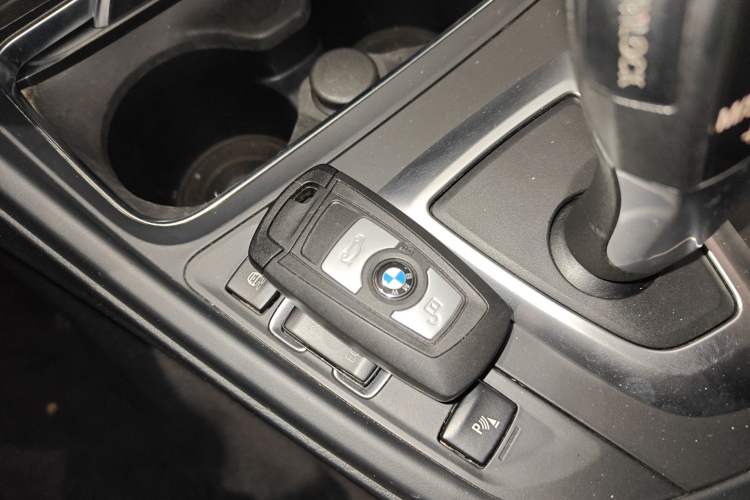 Used BMW 3 Series 2019 320Li Fashion Model
