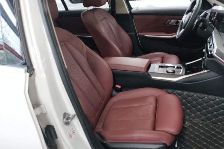 Used BMW 3 Series 2023 325i M Sport Package
