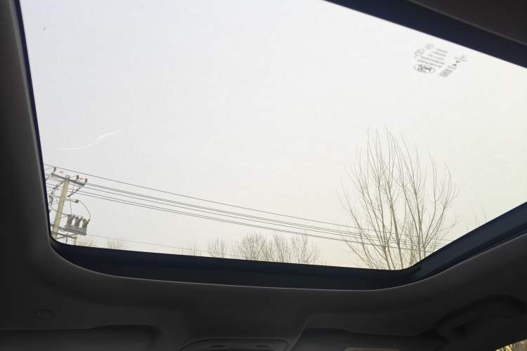 Used Ford Edge 2023 Ford Explorer L 2.0T EcoBoost Two-Wheel Drive 7-Seater Luxury Model