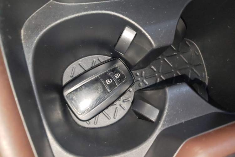 Used Toyota RAV4 2020 2.0L CVT 4x4 Style PLUS Edition