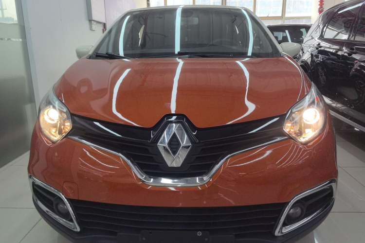 Used Renault Captur 2015 1.2T Automatic Luxury First Edition
