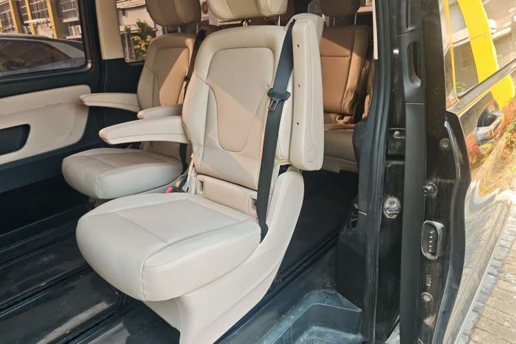 Used Mercedes-Benz Vito 2018 2.0T Business Version China V Emission Standard