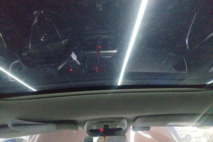 Used Volvo V40 2017 Cross Country T3 Zhiya Edition Headliner