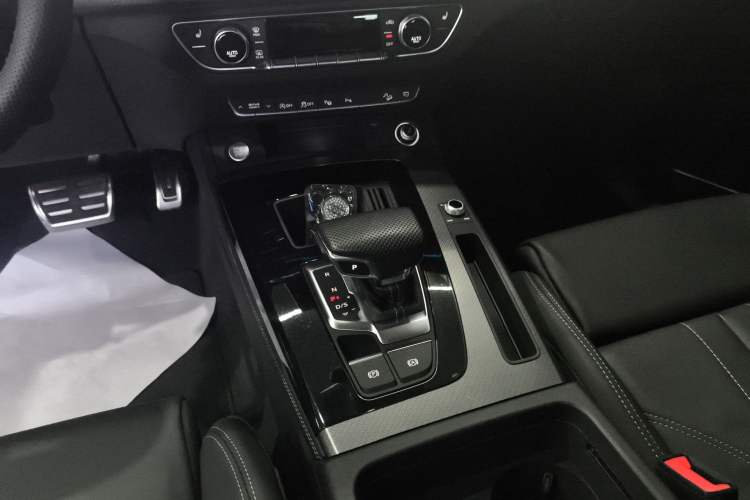 Used Audi Q5L 2024 45 TFSI Luxury Dynamic Model