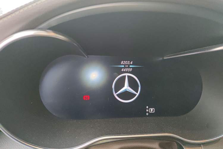 Used Mercedes-Benz GLC 2022 Refreshed GLC 300 L 4MATIC Dynamic Edition Odometer Close Up