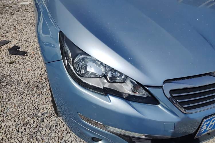 Used Peugeot 308S 2015 1.2T Automatic Jingchi Edition Right Front Headlight