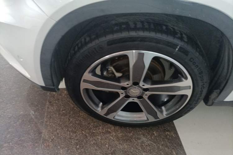 Used Mercedes-Benz GLA 2015 GLA 220 4MATIC Luxury Model
