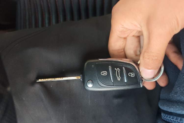 Used Suzuki Liana 2013 Hatchback 1.4L Manual Luxury Model