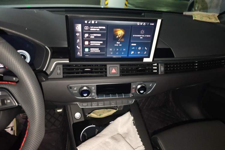 Used Audi A4L 2025 2 Million Units Enjoyment Version 40 TFSI Luxury Dynamic Edition
