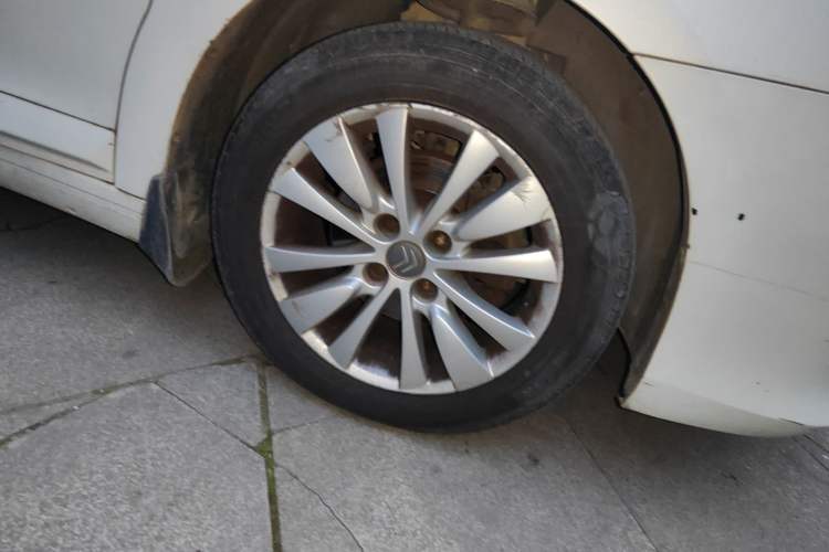 Used Citroen C-Quatre 2013 Sedan 2.0L Manual - Joyful Edition Right Front Wheel Hub