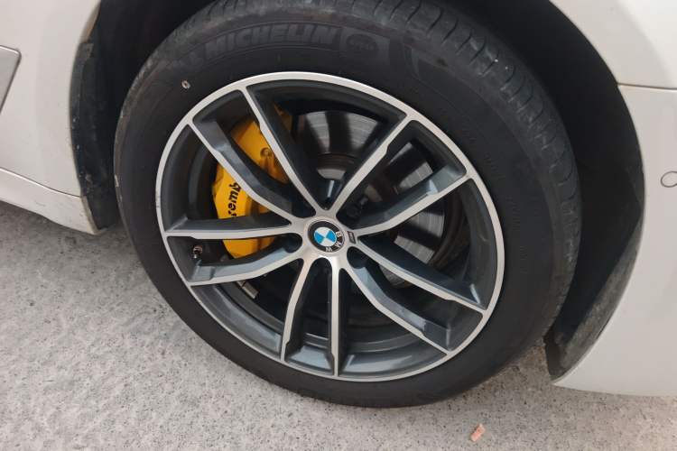 Used BMW 5 Series 2022 Second Facelift 525Li M Sport Package