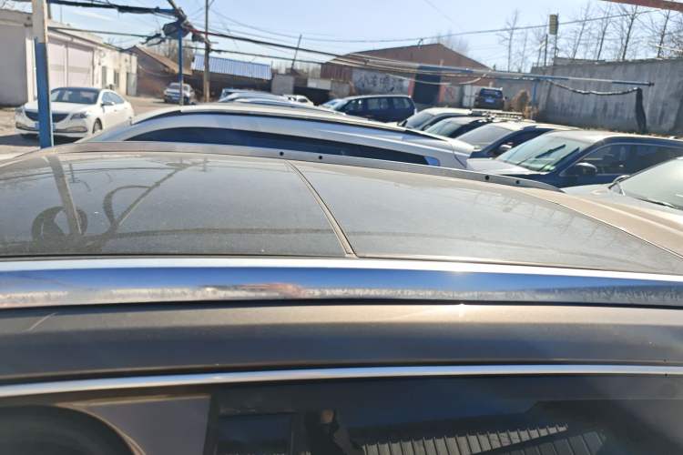 Used Buick Envision 2016 20T Two-Wheel-Drive Elite Model
