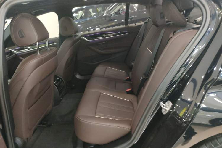 Used BMW 5 Series 2022 Second Facelift 525Li M Sport Package