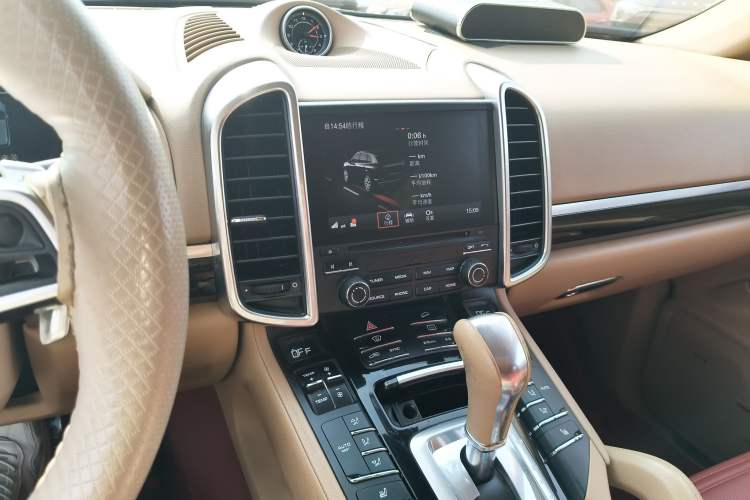 Used Porsche Cayenne 2016 Cayenne Platinum Edition 3.0T
