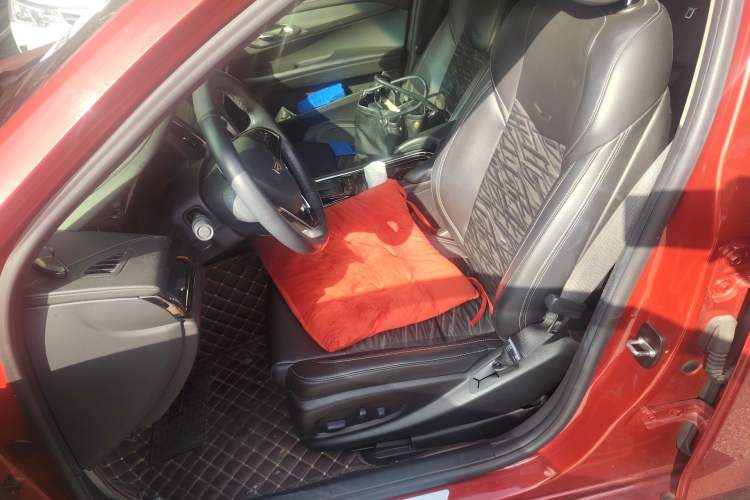 Used Cadillac ATS-L 2017 28T Tech Edition Left Front Seat