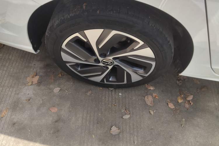 Used Volkswagen Bora 2023 300TSI DSG Prestige Edition Exterior 5