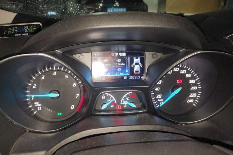 Used Ford Kuga 2013 2.0L GTDi Four-Wheel-Drive Sport Model
