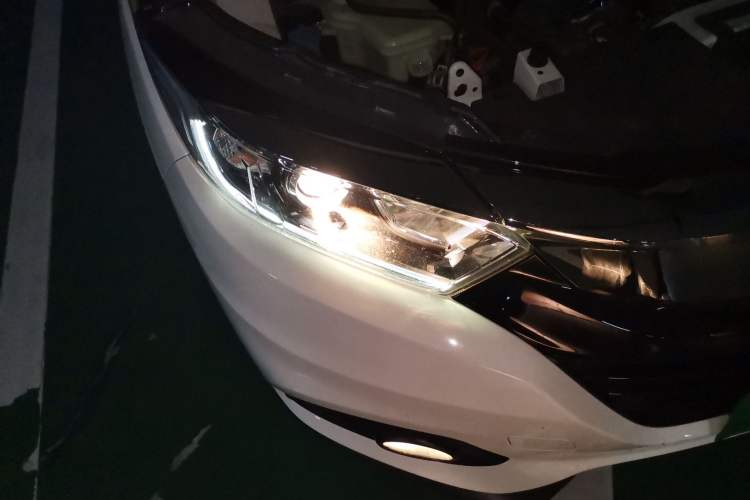 Used Honda Vezel 2020 220 TURBO CVT Elite Edition
