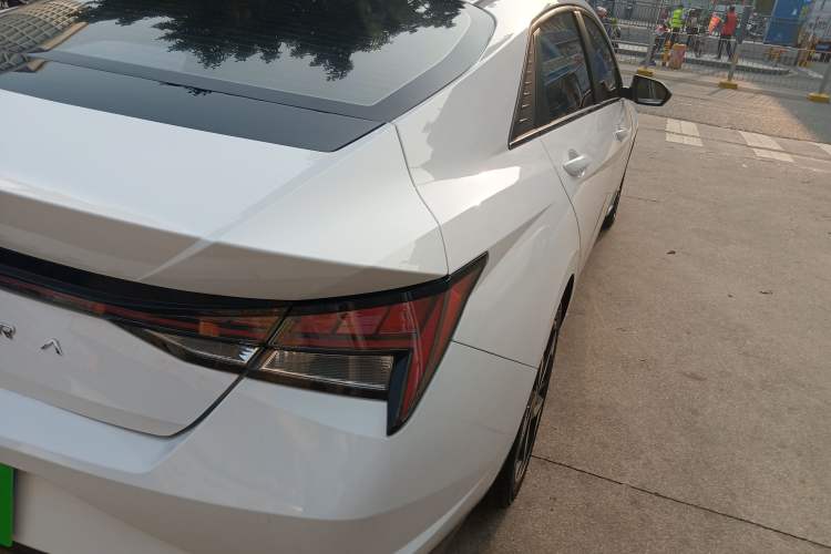 Used Hyundai Elantra 2021 1.5L CVT LUX Prestige Edition