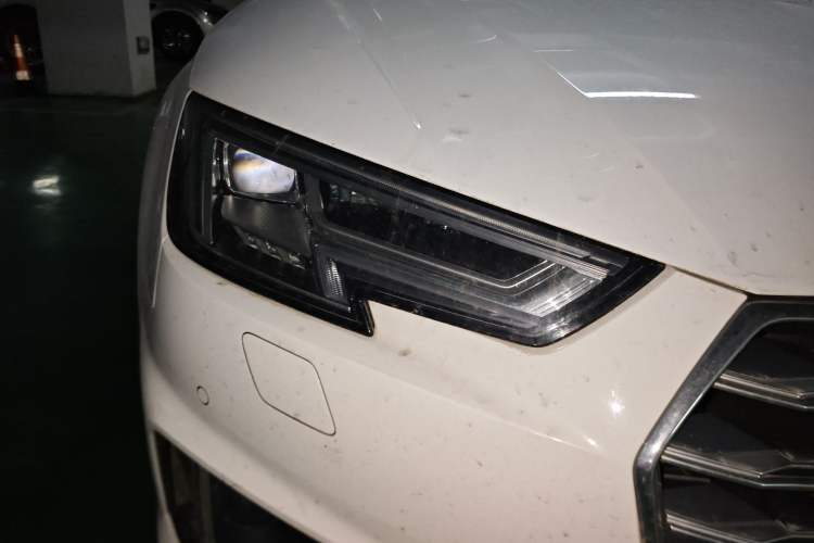 Used Audi A4L 2019 40 TFSI Fashion Edition China VI Emission Standard