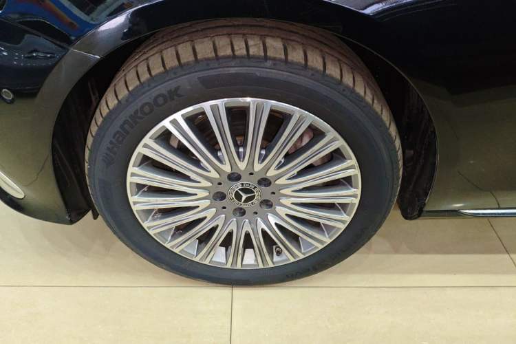 Used Mercedes-Benz E-Class 2021 E 300 L Stylish Model