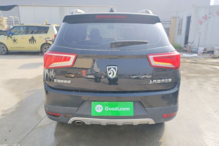 Used Baojun 560 2015 1.8L manual luxury version
