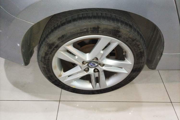 Used Volvo V60 2014 T5 Zhiya Edition