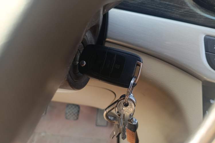 Used Baojun 730 2016 1.5L Manual Comfort Version 7 Seats China V Emission Standard