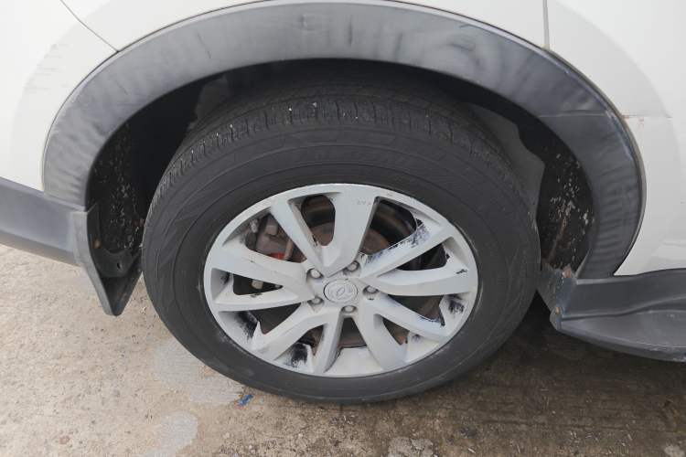 Used Dongfeng Fengon 580 2017 Revised Version 1.5T CVT Luxury Edition
