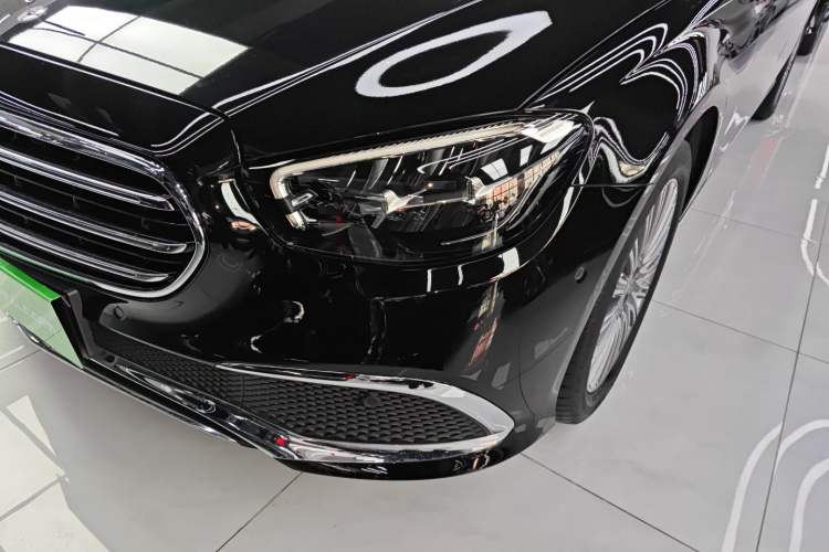 Used Mercedes-Benz E-Class 2022 Second Facelift E 300 L Luxury Edition
