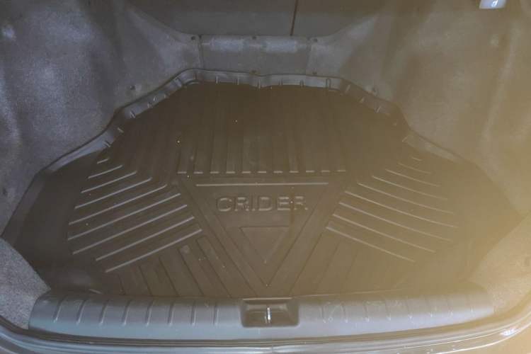 Used Honda Crider 2015 1.8L automatic luxury edition