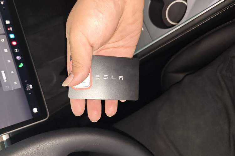 Used Tesla Model Y 2023 Long-Range All-Wheel-Drive Version
