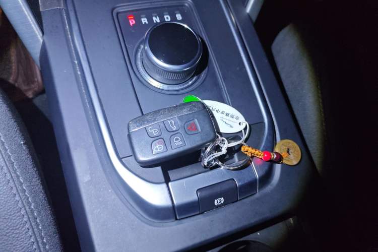 Used Land Rover Discovery Sport 2017 2.0T HSE
