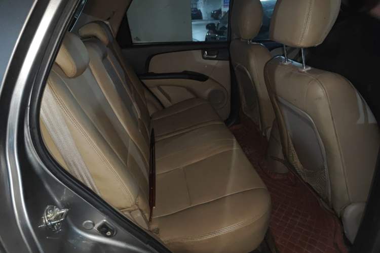 Used Kia Sportage 2013 2.0L Manual Two-Wheel Drive GL Trim
