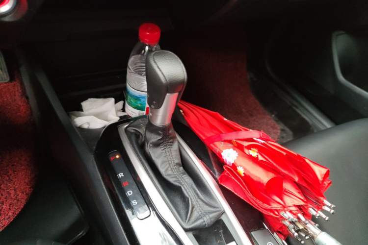 Used Honda Crider 2019 180 Turbo CVT Luxury Edition China VI Emission Standard Gear Lever