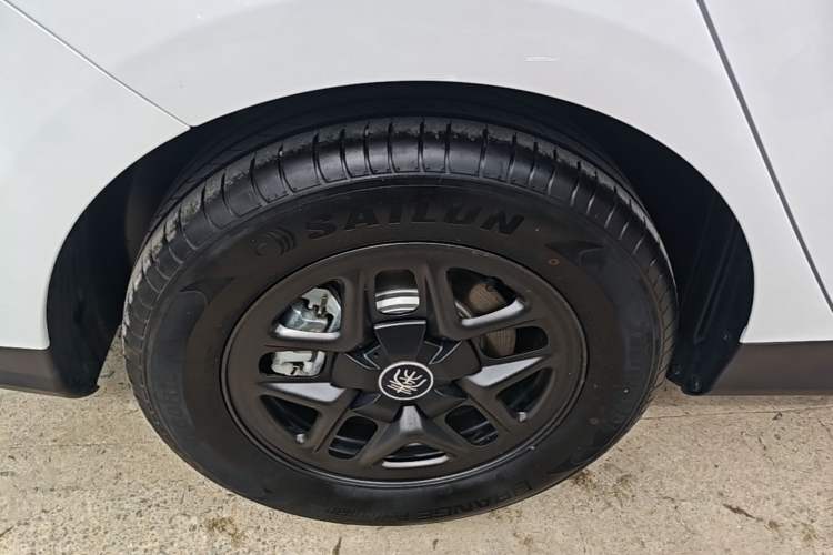 Used BYD Qin PLUS 2025 DM-i Smart Drive 55KM Leading Model