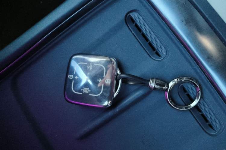 Used Zeekr 007 2025 Rear-Drive Intelligent Driving Version 75 kWh Vehicle Key